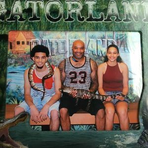 Meet your Posher, Toney